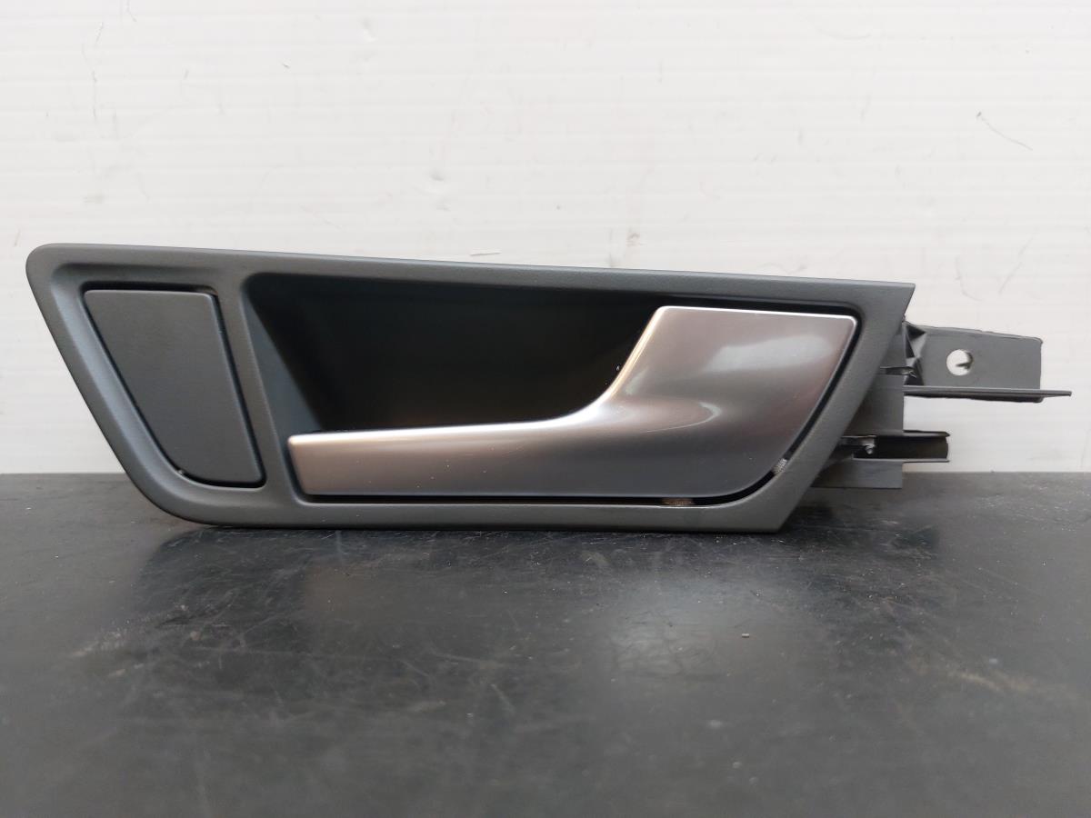 Puxador interior porta trás direito AUDI Q5 (8R)