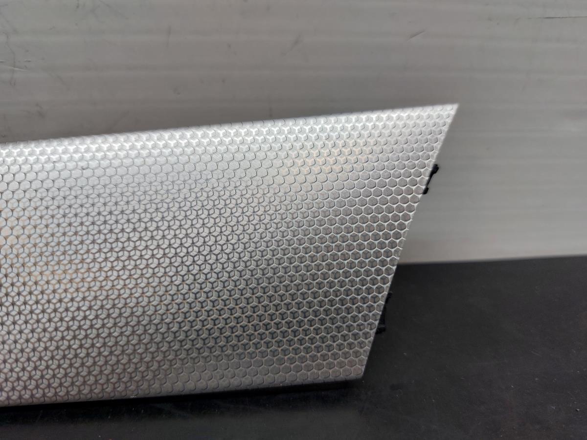Right front door trim AUDI Q5 (8R) Imagem-1