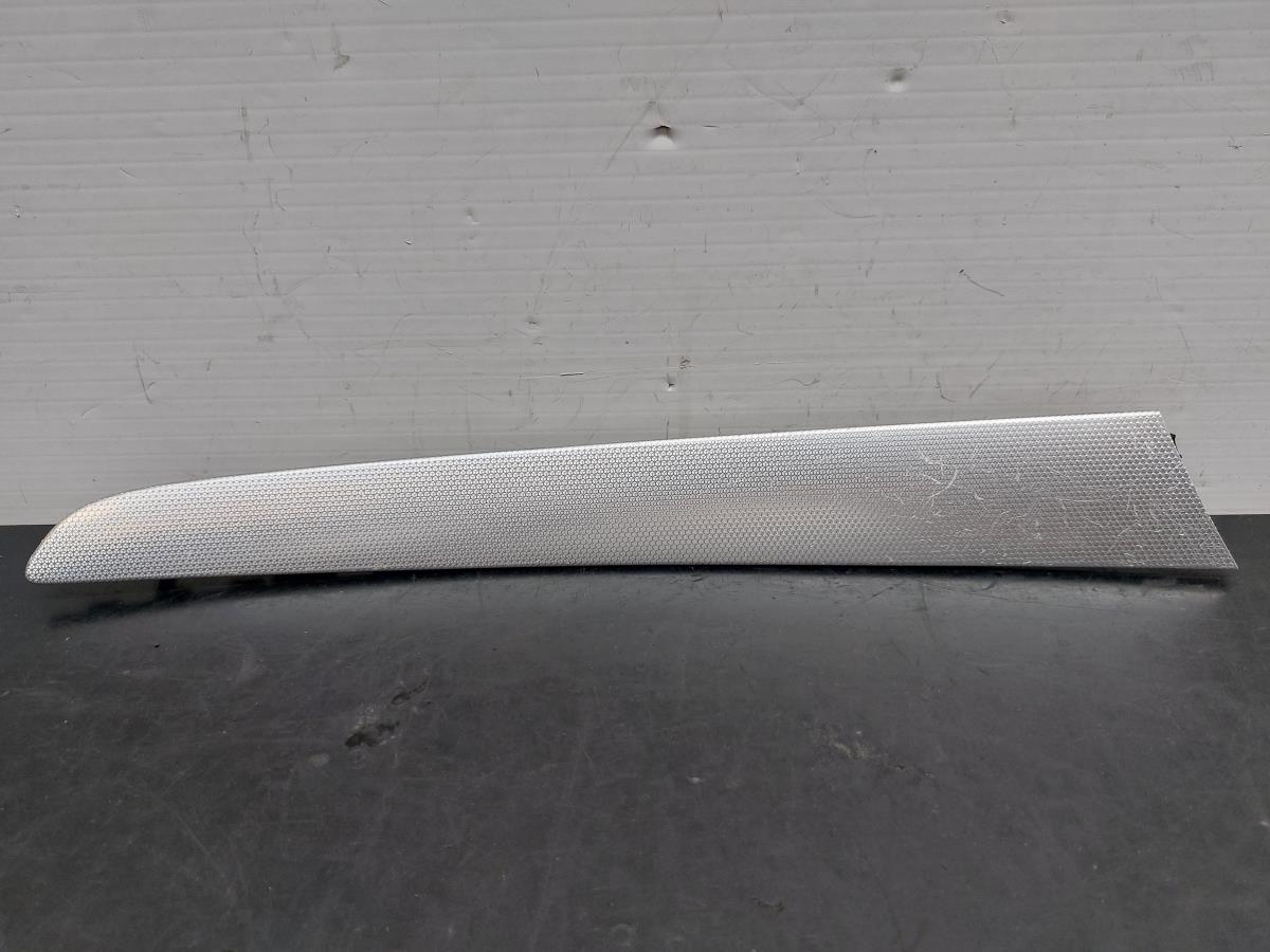 Moulure de porte avant gauche AUDI Q5 (8R)
