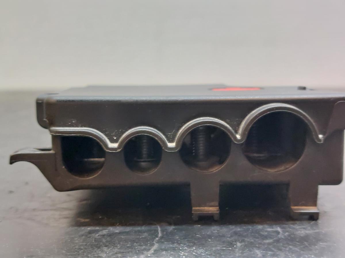 Caixa fusíveis da bateria AUDI Q5 (8R) Imagem-3