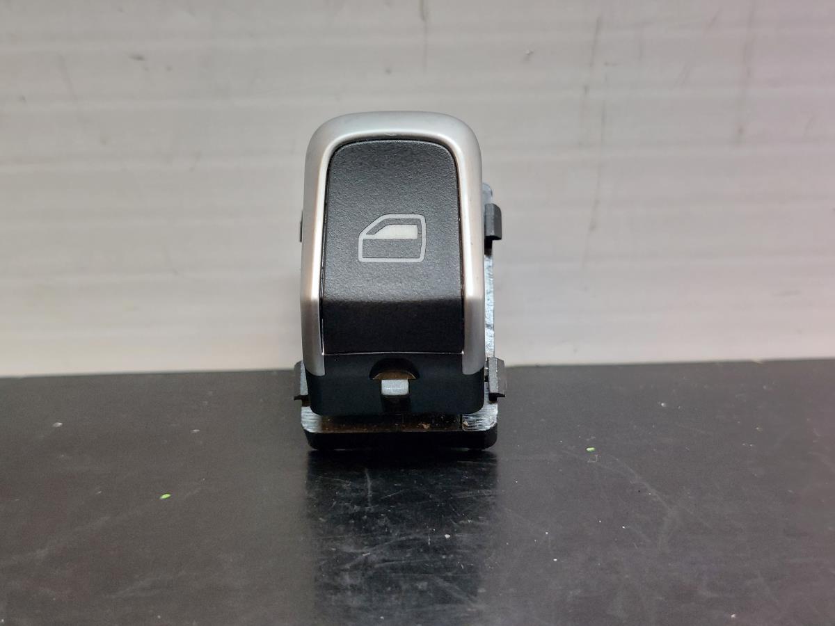 Commande / interrupteur lève-vitre Avant Droite AUDI Q5 (8R)