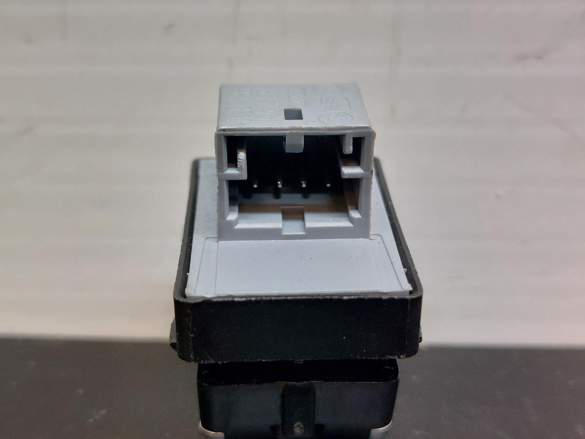 Commande / interrupteur lève-vitre Avant Droite AUDI Q5 (8R) Imagem-3