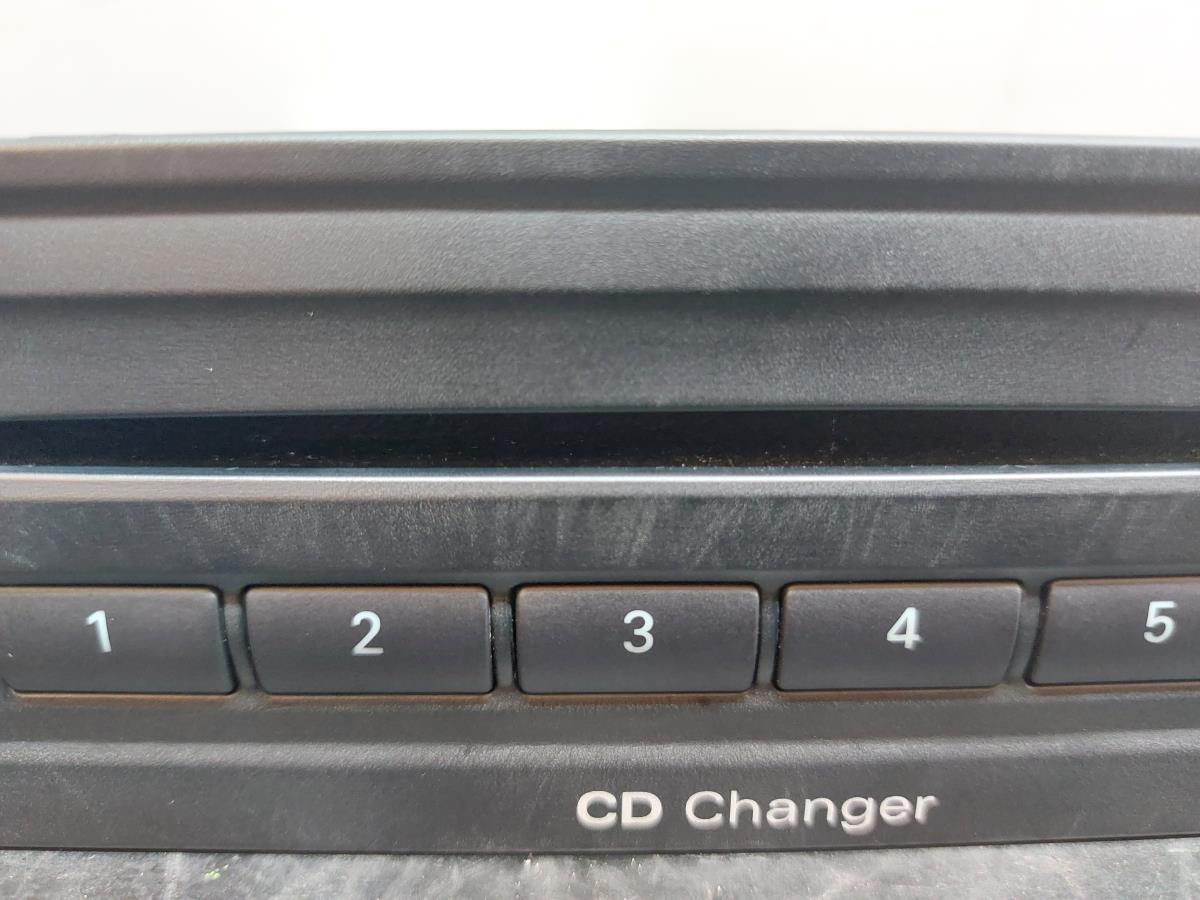 Caja / lector de CDs AUDI Q5 (8R) Imagem-2