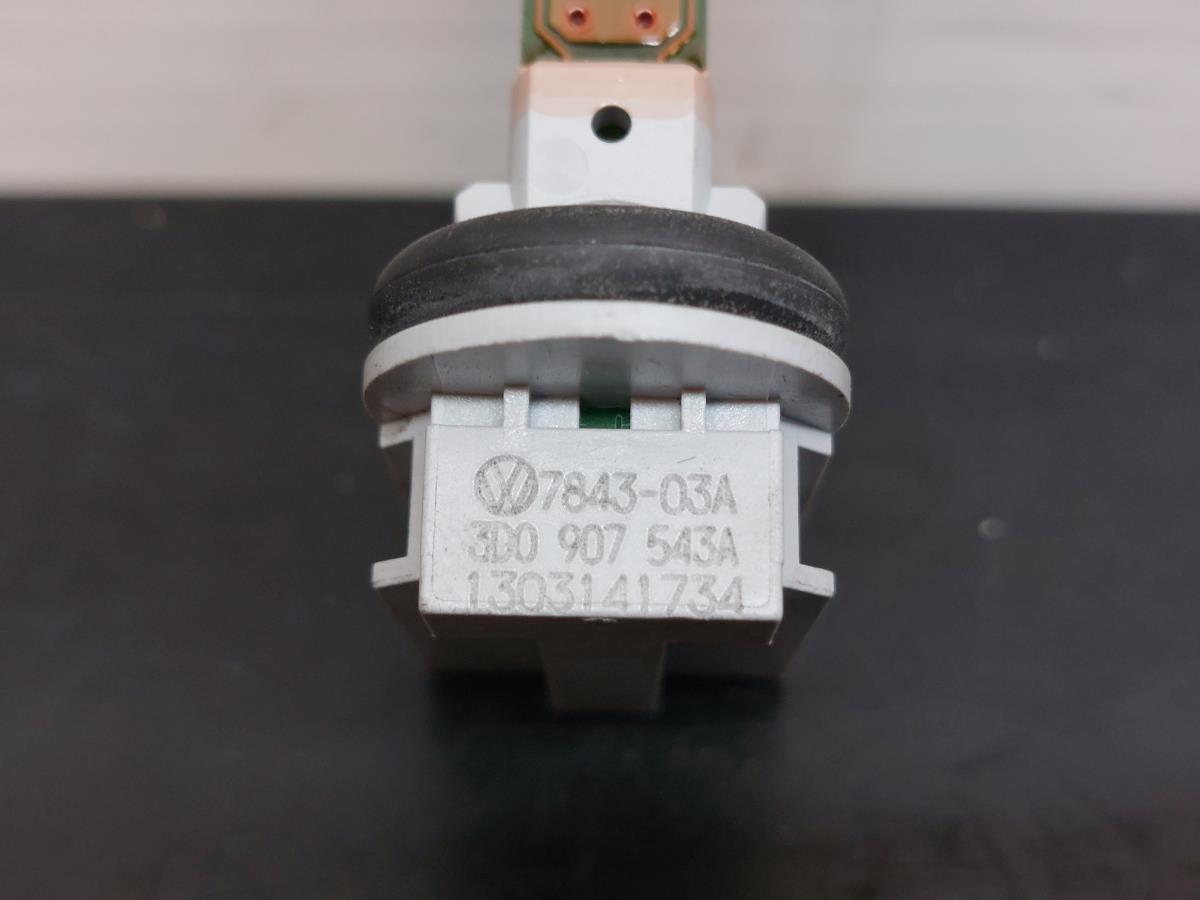 Temperature sensor AUDI Q5 (8R) Imagem-4