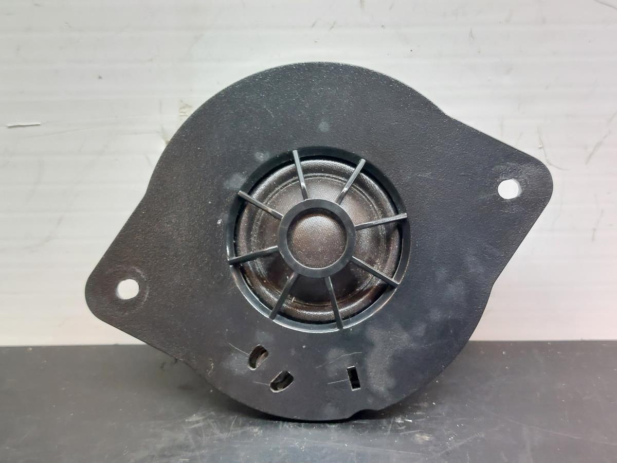 Sound system column / Speakers  AUDI Q5 (8R)