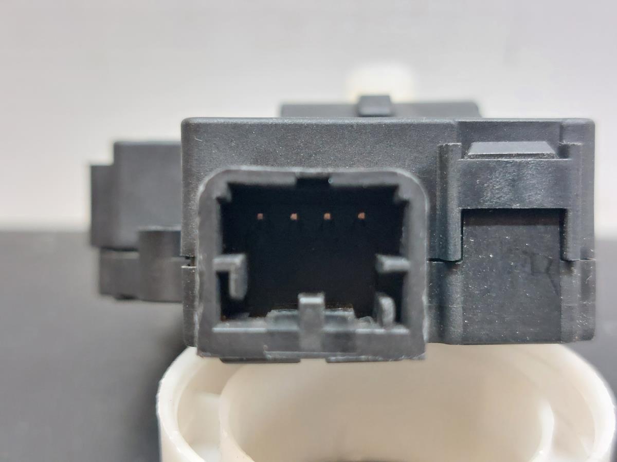 Motor del compuerta de la calefacción AUDI Q5 (8R) Imagem-2