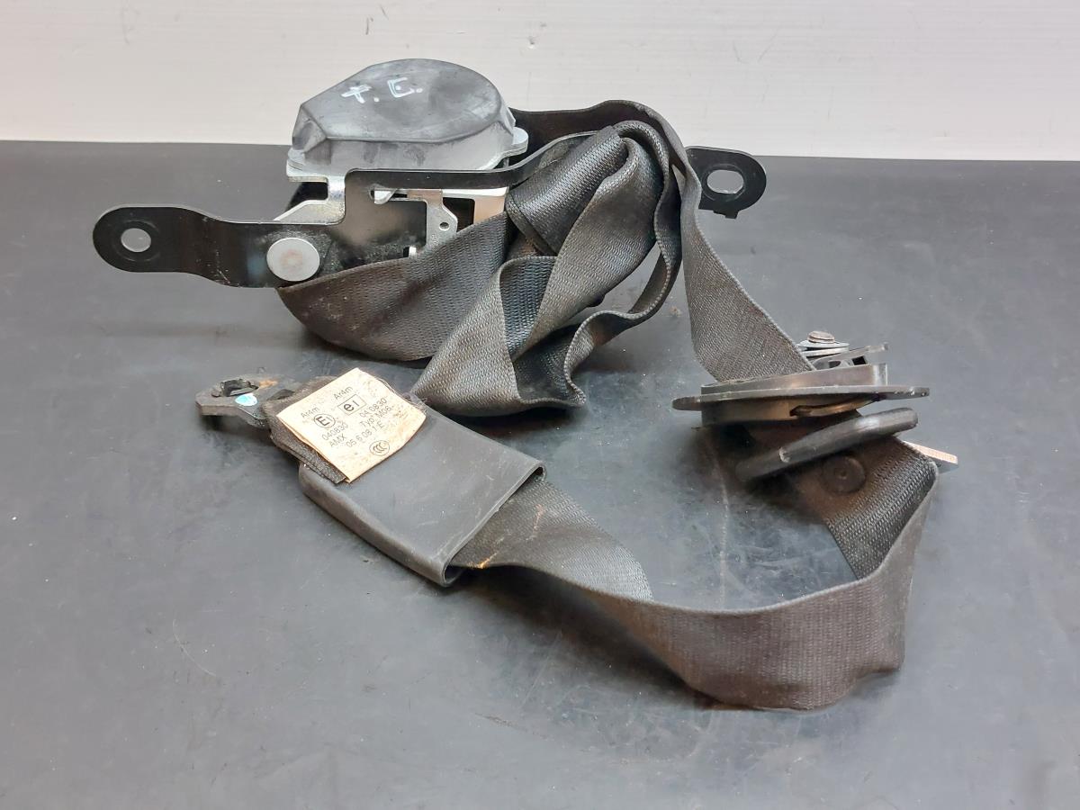 Left rear seatbelt pretensioner BMW X5 (E70)