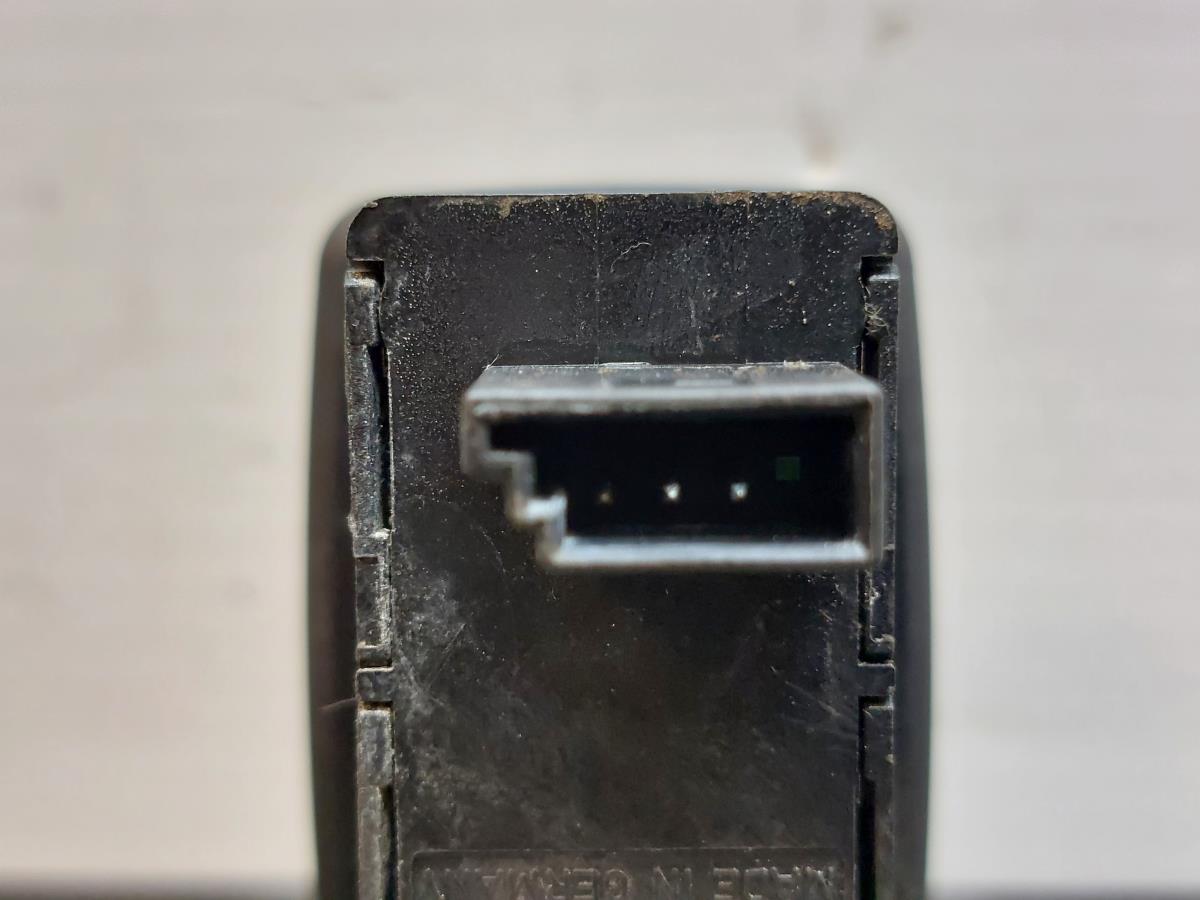 Comando / interruttore alzacristallo anteriore destro BMW X5 (E70) Imagem-2