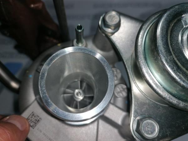 Turbo / compressor DACIA Sandero II (5S_) Imagem-2