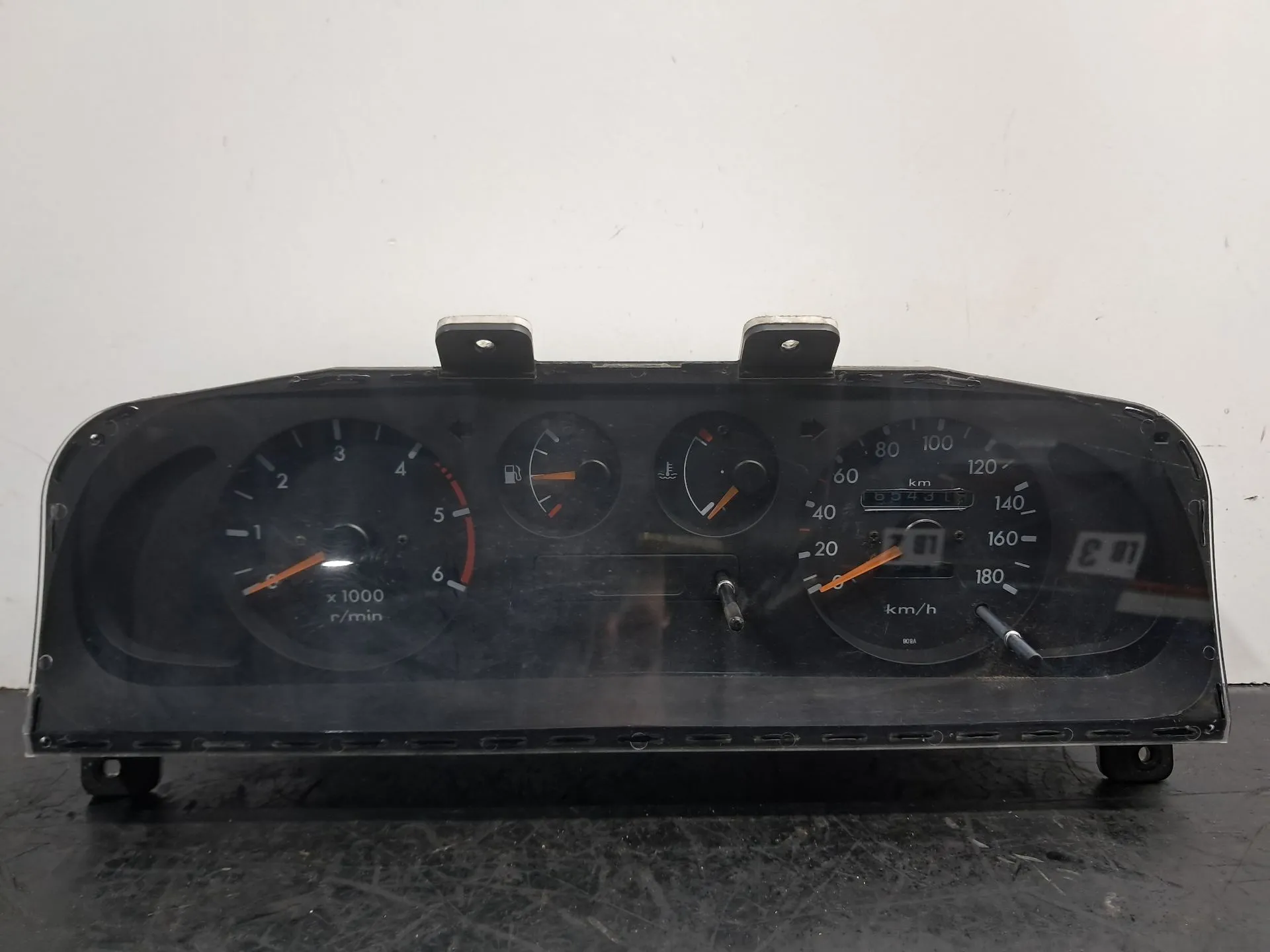 Instrument cluster NISSAN Terrano II (R20)