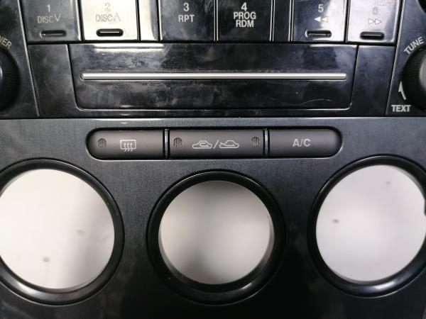 Rádio / auto-rádio MAZDA 6 Station Wagon (GY) Imagem-1