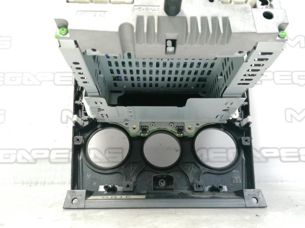 Rádio / auto-rádio MAZDA 6 Station Wagon (GY) Imagem-8