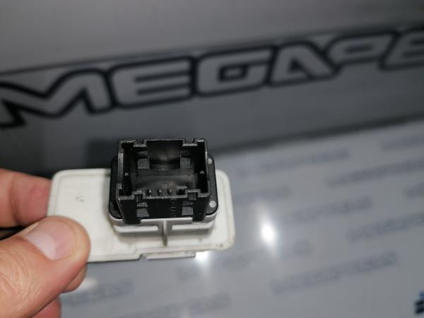 Módulo USB / AUX / IPOD FIAT Bravo II (198_) Imagem-2