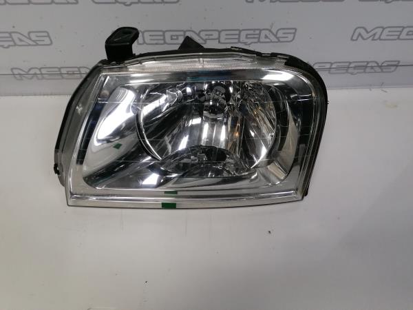 Faro anteriore sinistro MITSUBISHI L 200 Pick Up (K6_T, K7_T)