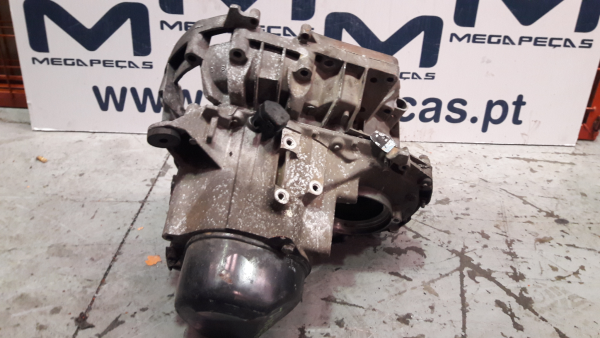 Caixa de velocidades manual RENAULT Clio I (B/C57_, 5/357_) Imagem-1