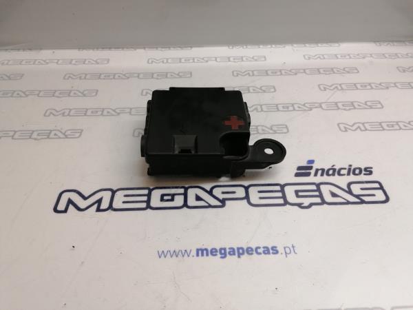 Caixa fusíveis da bateria AUDI A4 (8K2, B8)