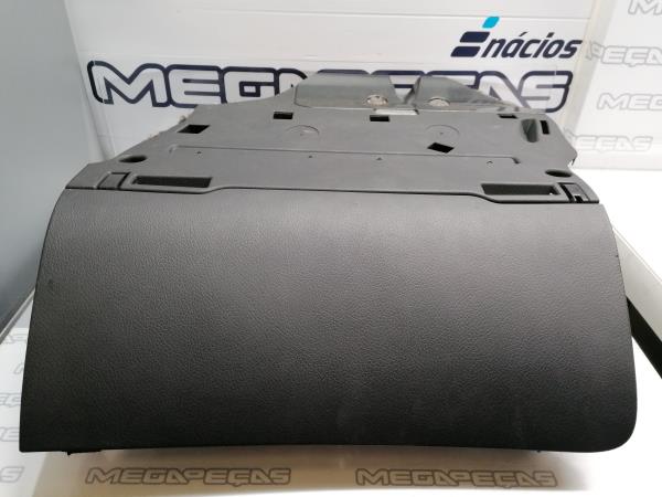 Boîte à gants AUDI A6 (4F2, C6)