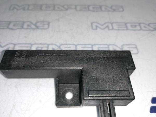 Antena AUDI A6 Allroad (4FH, C6) Imagem-1