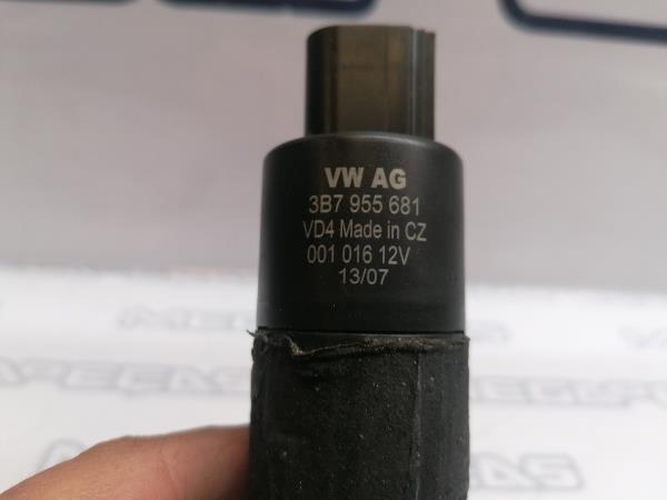 Windscreen/windshield washer pump  AUDI A6 Allroad (4FH, C6) Imagem-3