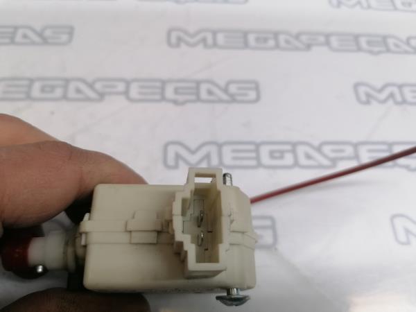 Verrouillage du réservoir de carburant  AUDI A6 Allroad (4FH, C6) Imagem-2