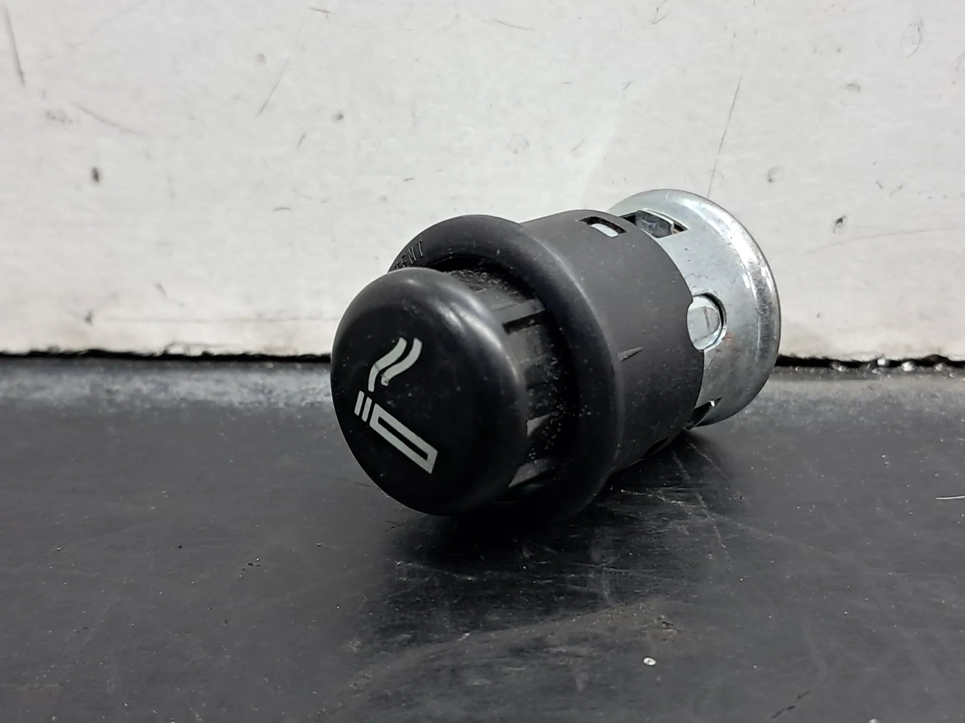 Briquet AUDI A6 Allroad (4FH, C6)