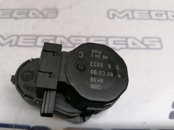 Motore apertura riscaldamento BMW 5 (E60) Imagem-2