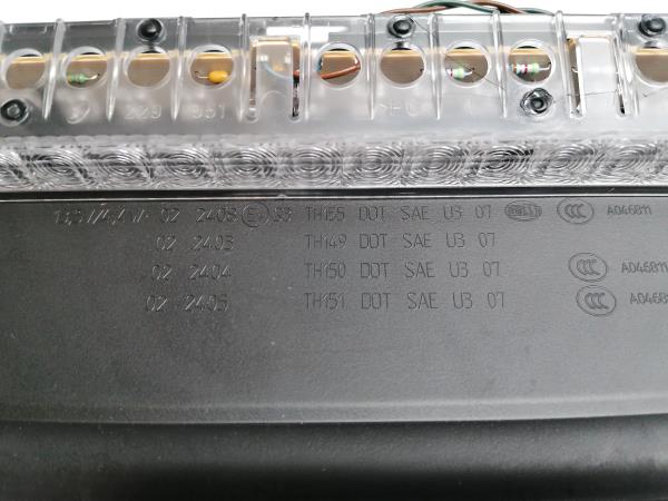 Feu de stop supplémentaire / 3e feu BMW 5 (E60) Imagem-3