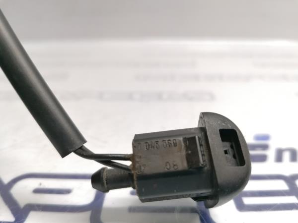 Esguicho BMW 5 (E60) Imagem-3