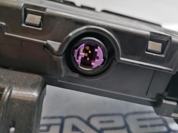 Caixa fusíveis da bateria VOLVO XC90 II Imagem-4