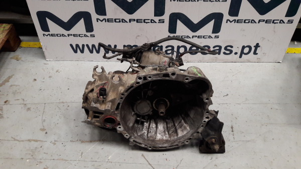 Caixa de velocidades manual TOYOTA Corolla Sedan (_E10_)