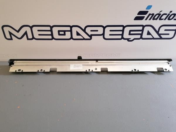 Chapeleira / tampo da mala AUDI A8 (4E_) Imagem-1