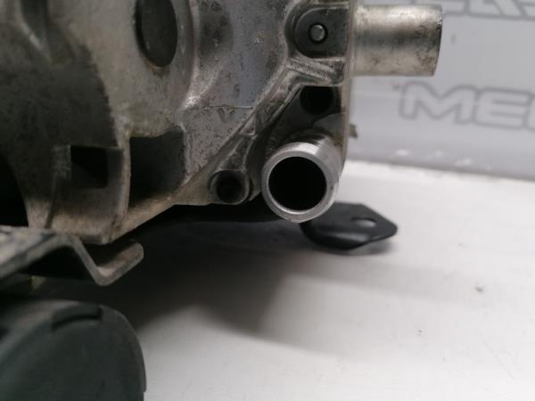 Bomba de água AUDI A8 (4E_) Imagem-7