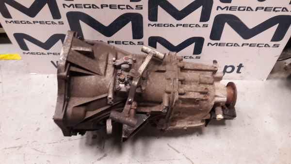 Caixa de velocidades manual IVECO Daily III Furgão/Combi Imagem-1