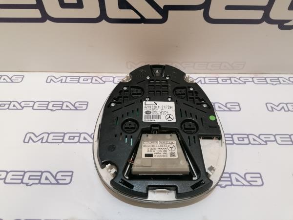 Rear seat light MERCEDES-BENZ CLS (C219) Imagem-2