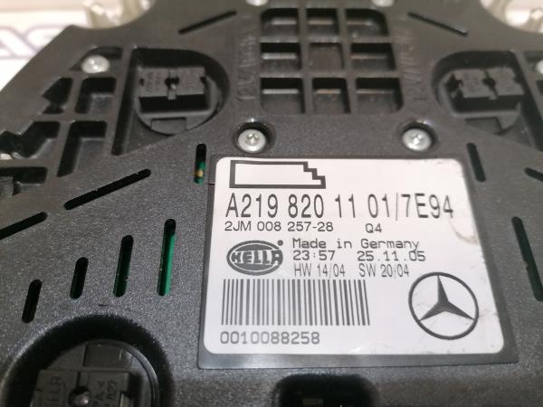 Rear seat light MERCEDES-BENZ CLS (C219) Imagem-3