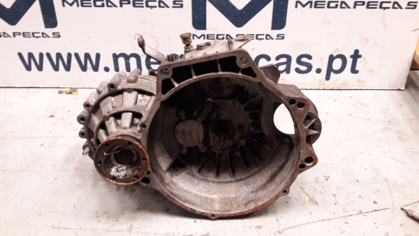 Caixa de velocidades manual VOLKSWAGEN Golf I Cabriolet (155)