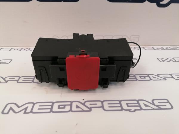 Caixa fusíveis da bateria MERCEDES-BENZ Classe C (W203) Imagem-1