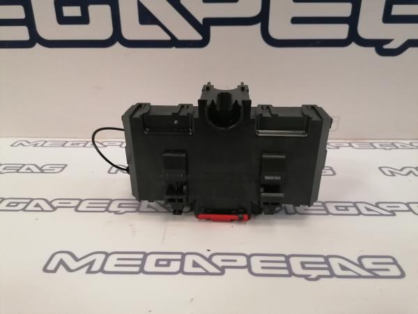 Caixa fusíveis da bateria MERCEDES-BENZ Classe C (W203) Imagem-3