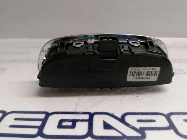 Rear seat light VOLVO XC90 II Imagem-2