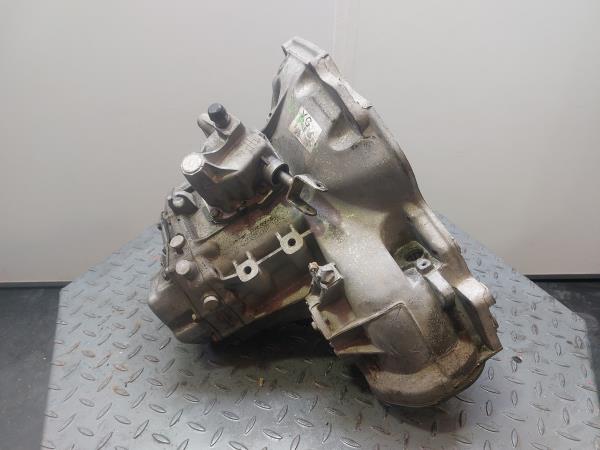 Caixa de velocidades manual DAEWOO Lanos (KLAT)