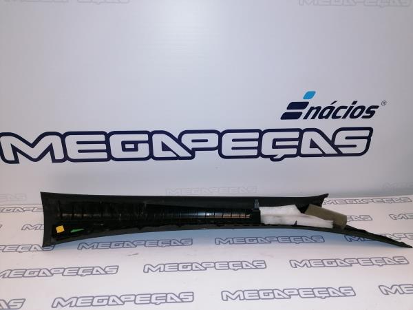 Plástico genérico MERCEDES-BENZ Classe A (W176) Imagem-2