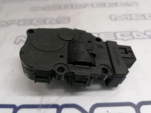 Moteur de volet de chauffage AUDI A4 Avant (8K5, B8) Imagem-1