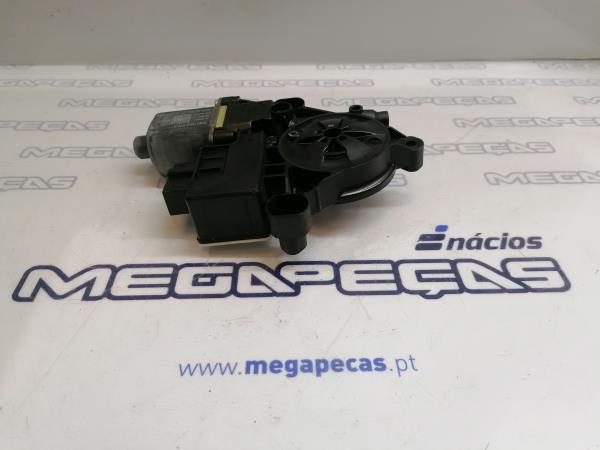 Left Rear  Door Window Regulator Motor SKODA Octavia III Break (5E5)