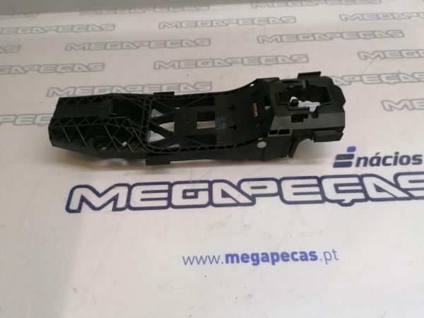 Suporte puxador porta frente direito SKODA Octavia III Break (5E5)
