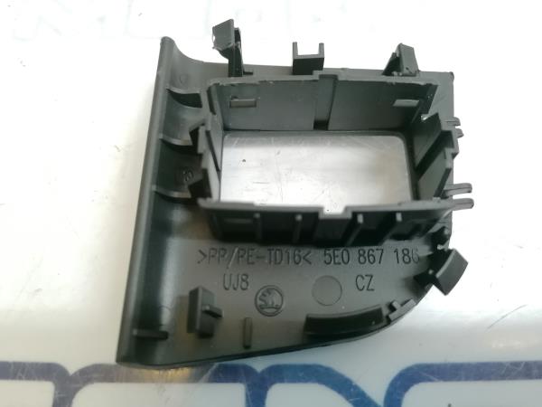 Right front door trim SKODA Octavia III Break (5E5) Imagem-3