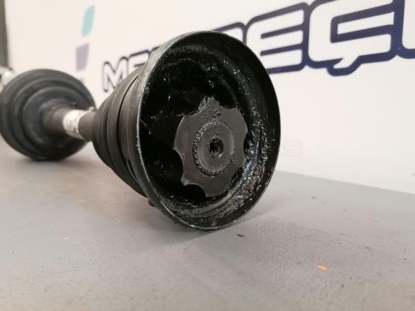 Transmissão frente esquerda MERCEDES-BENZ Classe A (W176) Imagem-4