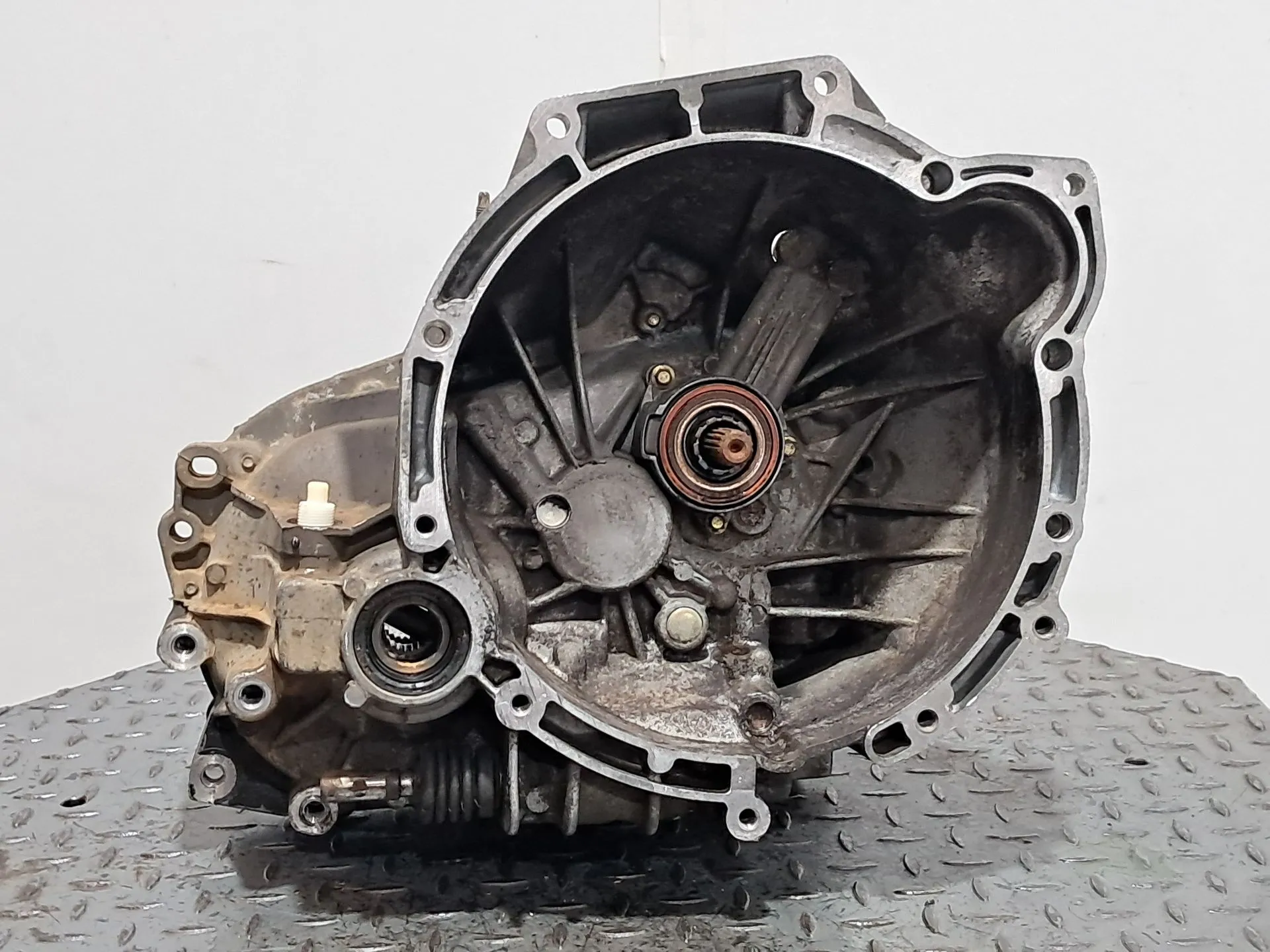 Caixa de velocidades manual FORD Fiesta IV (JA_, JB_) Imagem-9