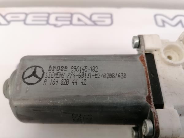 Motor vidro frente direito MERCEDES-BENZ Classe A (W169) Imagem-1