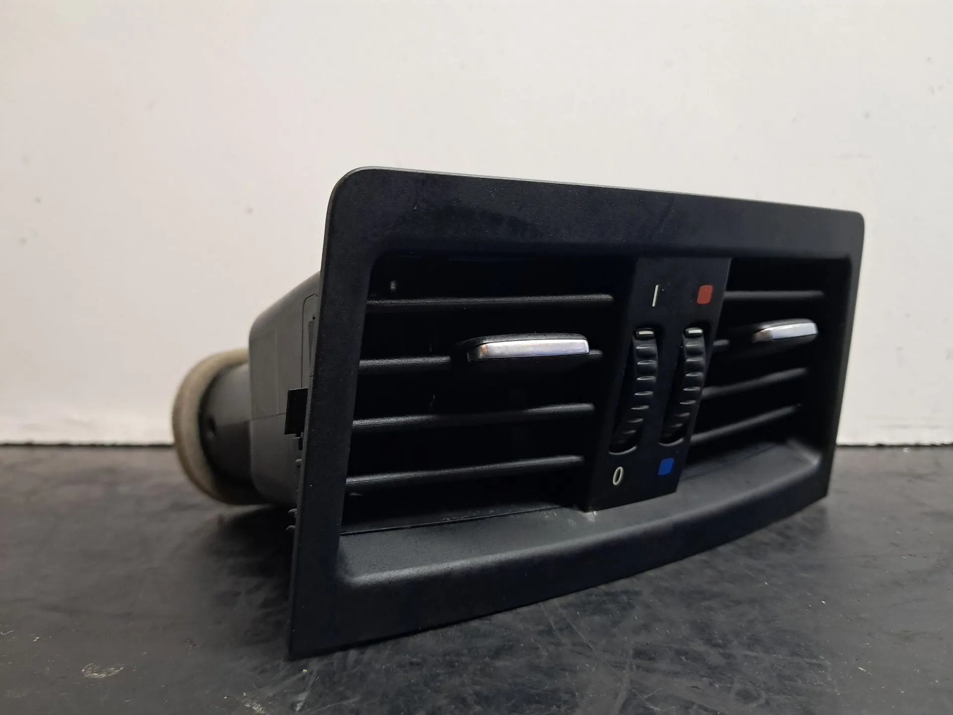 Diffuseur / sortie d’air BMW 3 (E90)