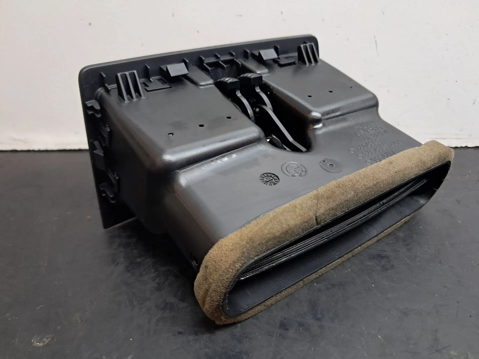 Diffuseur / sortie d’air BMW 3 (E90) Imagem-2